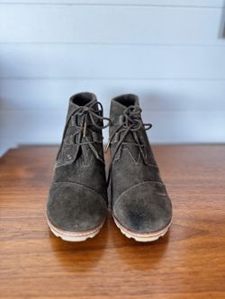Toms Desert Wedge Olive Suede Lace Up Ankle Bootie