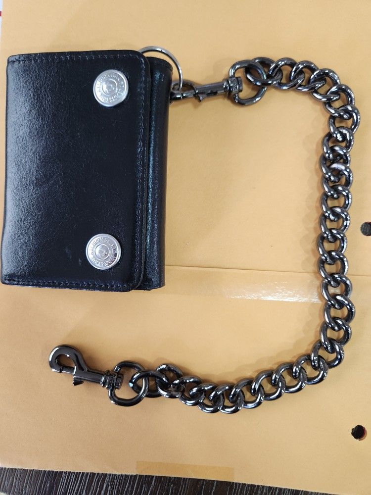 Gucci Wallet Chain With True Religion