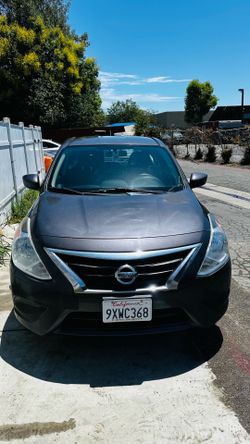 Nissan Versa SV 2015