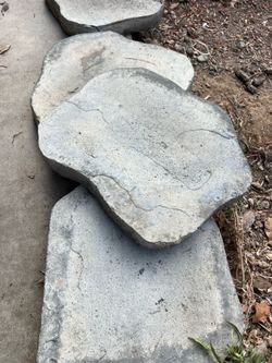 Over 20 garden steppingstones, heavy duty.