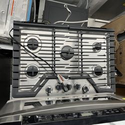 Whirlpool Stainless Steel 30” Gas Cooktop