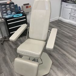 Hospital Grade Tattoo Chair