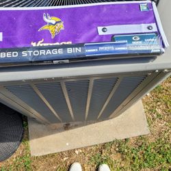 Underbed Storage