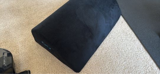 Black Wedge Support Cushion Pillow