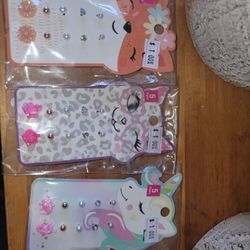 NEW 15 PAIRS OF CHILDRENS EARINGS