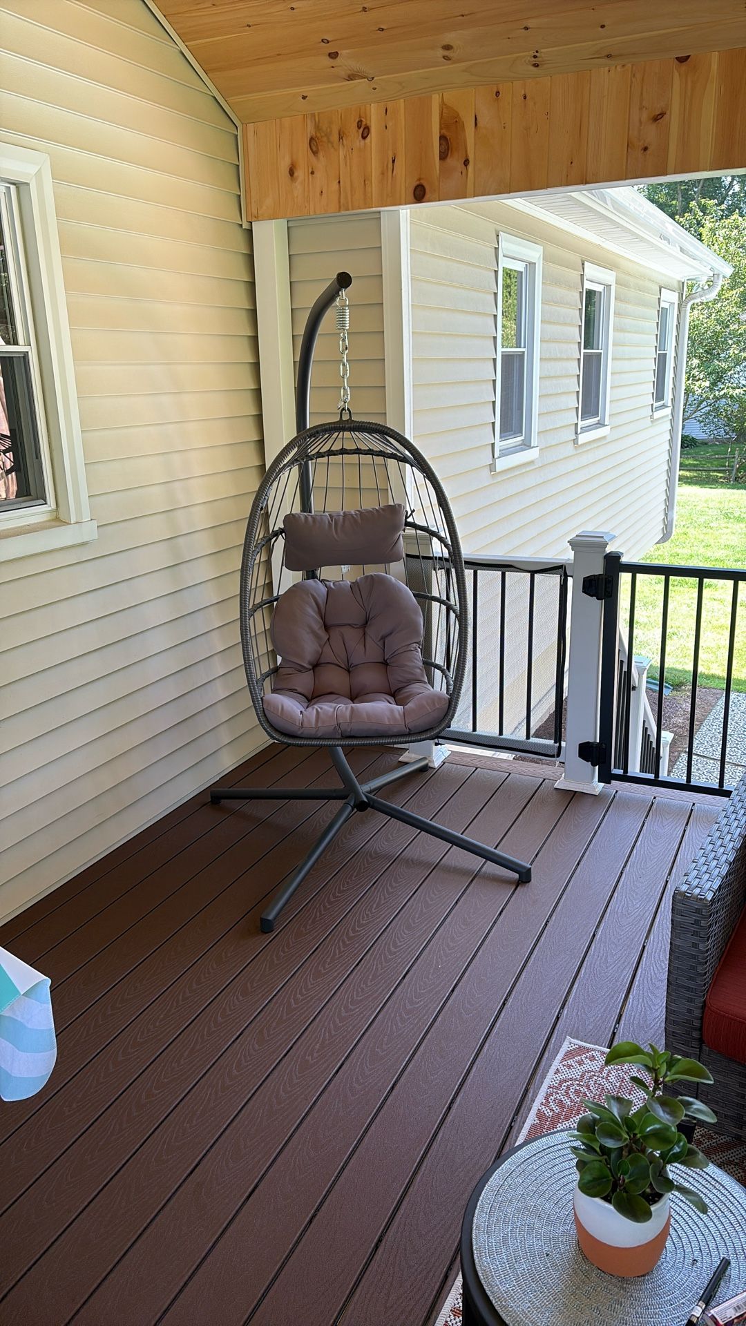Deck / Patio Outdoor Swing Chair