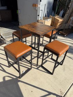 Set of table and barstool new