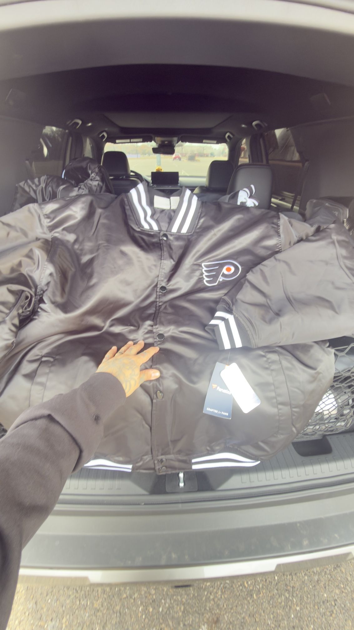 Philadelphia flyers fanatics varsity jacket sz XLT / 2xl / 3xlt