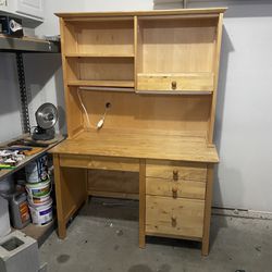 FREE Wooden Desk With Lighting And Storage 
