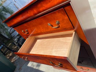Dresser furniture