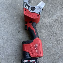 Milwaukee M12 PVC pipe Shear