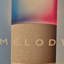 New Polaroid wireless speaker with reactive LED lights