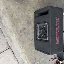 Kicker   Subwoofer  10      Amplifier Kicker CXA800.1