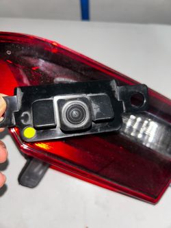 Le trim Camry taillight,back up camera