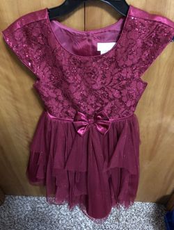 Girls Size 7 Xmas Dress