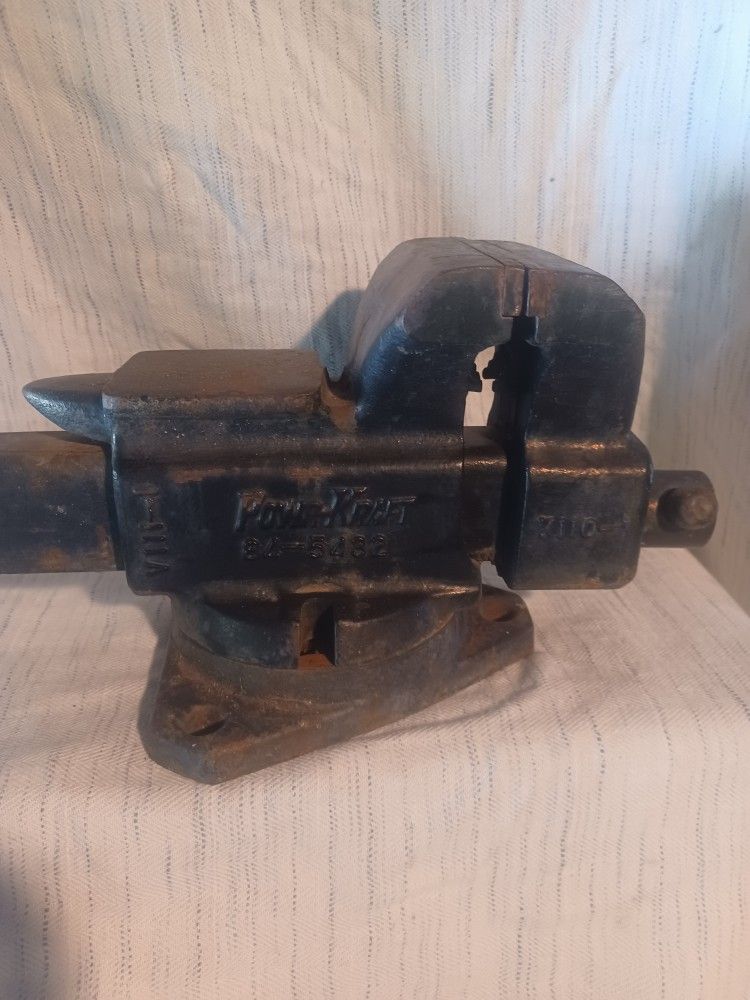 Bench Vise