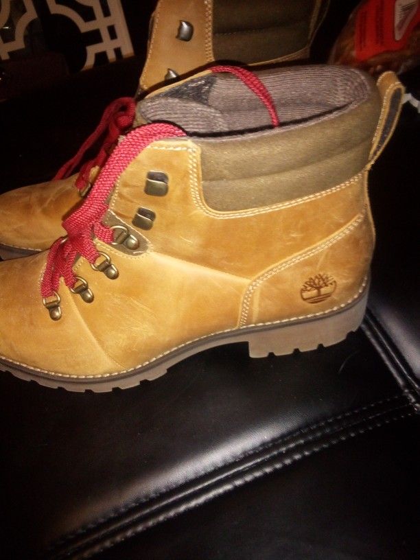 Timberland Boots 9 And 1/2 Ladies