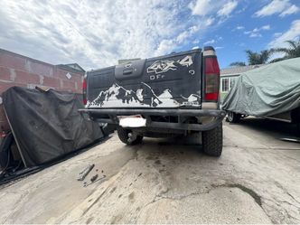 Nissan frontier front & back off-road bumper and grill if I sell them separate (front bumper $700 with grilland pod light ) ————(back bumper $300 ) or