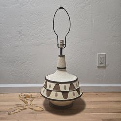 Vintage Geometric MCM Lamp Beautiful Design - needs new socket or cord
