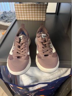 Vans Ultra Range Women’s shoes
