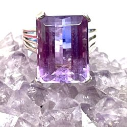 Sterling Amethyst Ring Sz 6