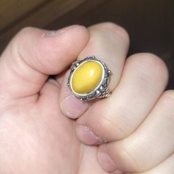 Yellow Jade Ring 