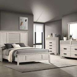 4 Pc Queen Bedroom Set ( 100 Day Same As Cash Option)