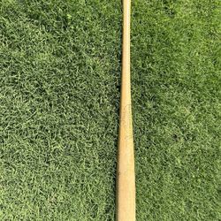 Louisville Slugger Vintage Roberto Clemente Baseball Bat