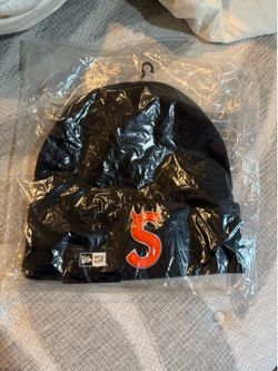 Supreme New Era Beanie