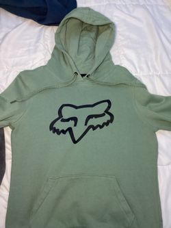 Green unisex fox hoodie (Size Medium)