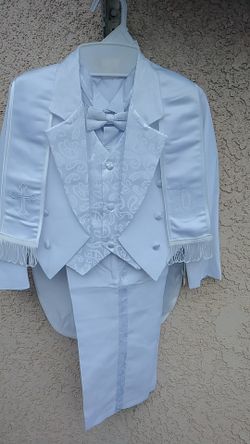 Traje de bautizo
