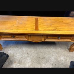 antique coffee table 