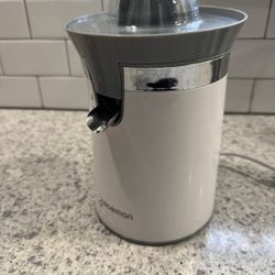 Juiceman JCJ450 Citrus Juicer, White