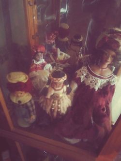 Unique doll lot, great condition