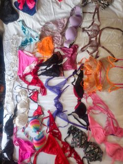 Lingerie/Bras/Swimsuits sz S/M