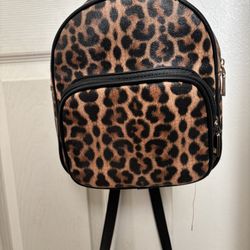 Cheetah Purse Backpack