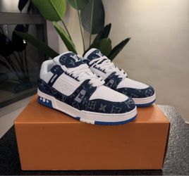 LV designer shoe