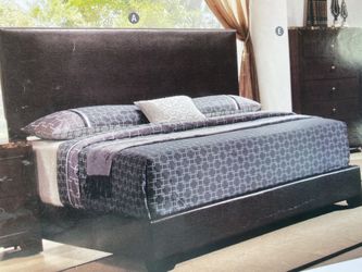 Bed with pilot mattress