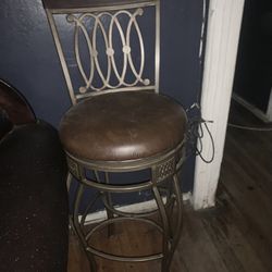 IRON AND LEATHER HIGH STOOL CHAIR