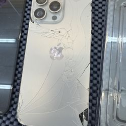 iPhone 15 ProMax Screen