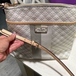 Kate Spade New York Cross Body Bag