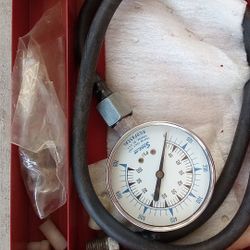 Snap On Compression Tester /  with Metal Case