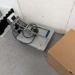 Hotronix Clam Shell Heat press