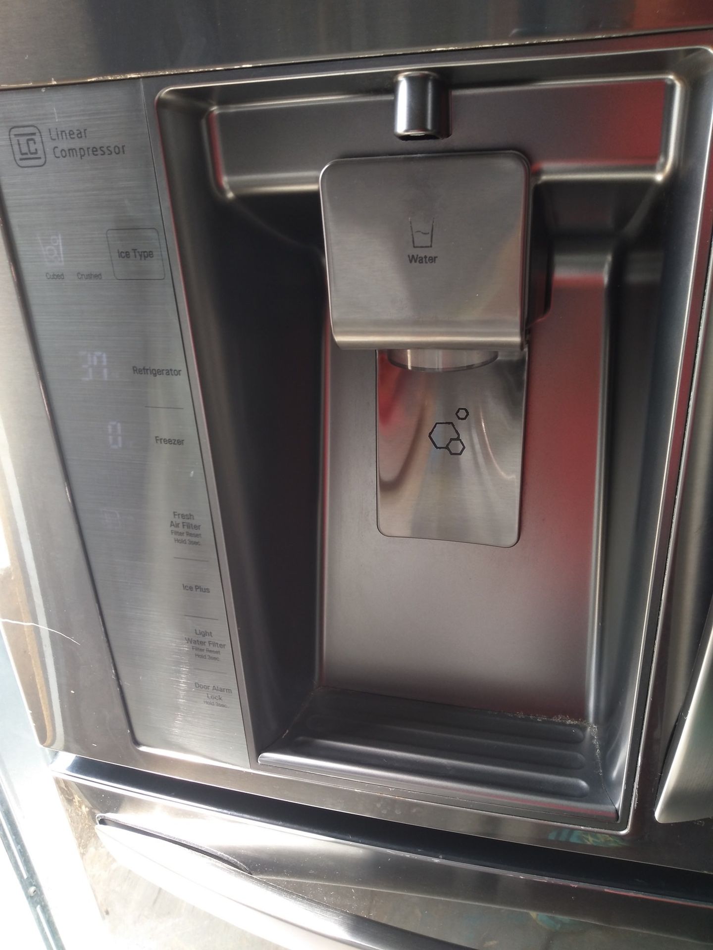 LG 4 Door Fridge Black Stainless Steel with water and ice dispenser ready to go with warranty. Custom chill drawer