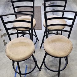 4 Bar Stools
