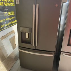 Fingerprint Resistant Slate 27.7 Cu. Ft. French Door Refrigerator 