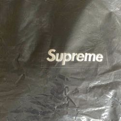 Fw17 Supreme Box Logo