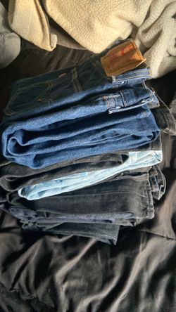 Levi’s pants