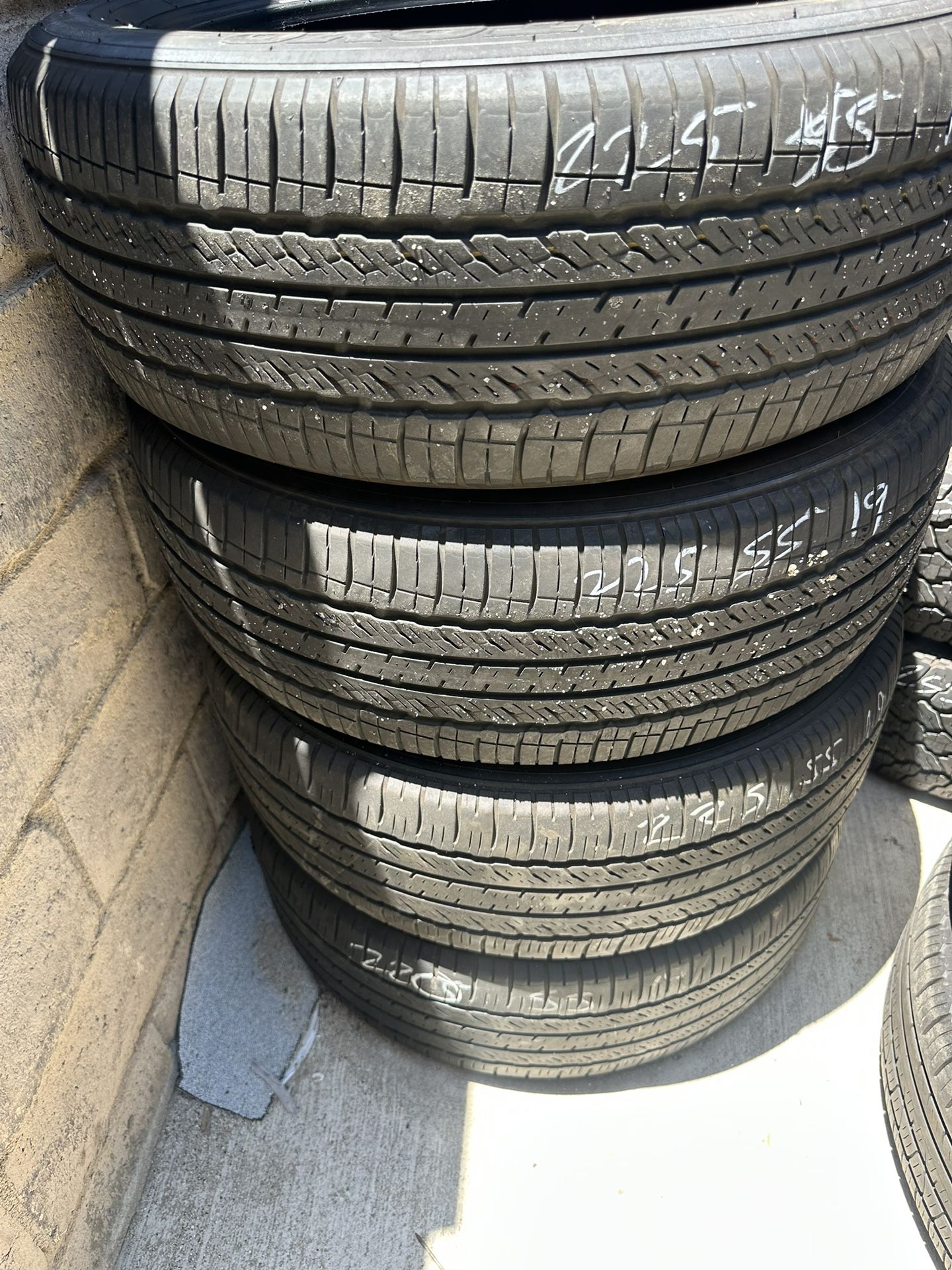 225/55/19 Used Tires
