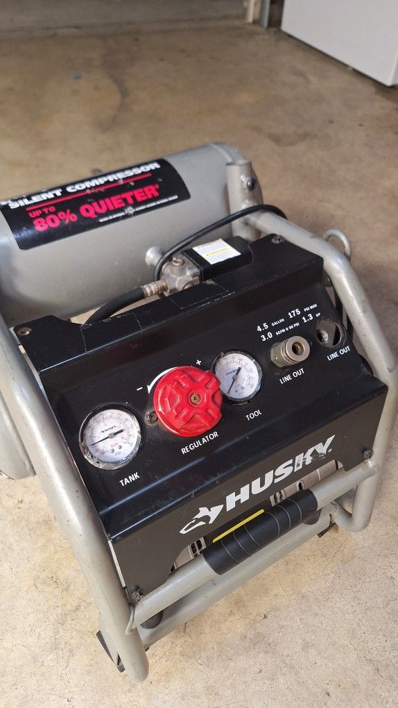 4.5 Gallon Air Compressor
